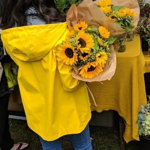 Meet your Posher, Eve